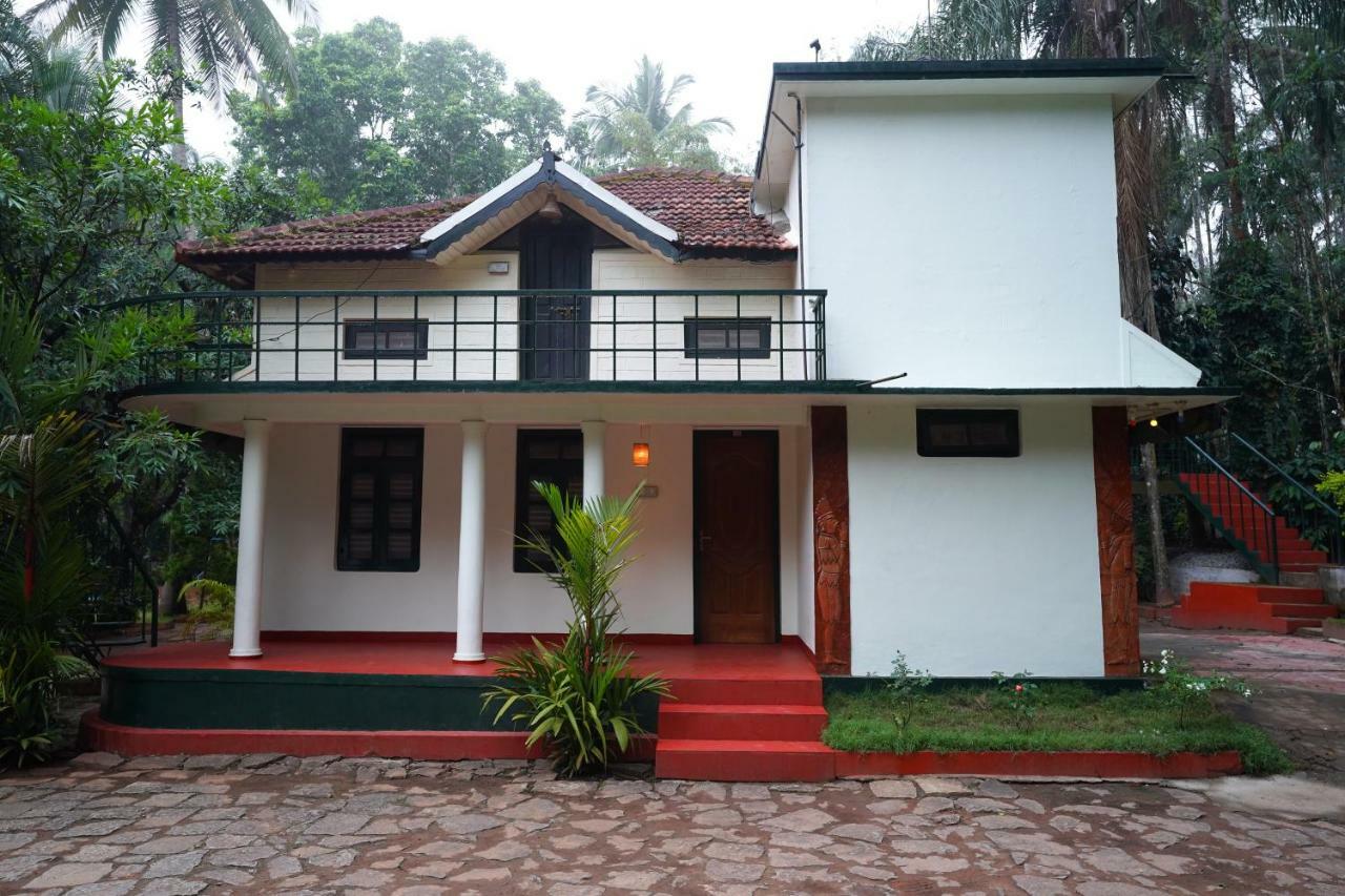 Orchid Trails Resort Sultan Bathery Exterior foto